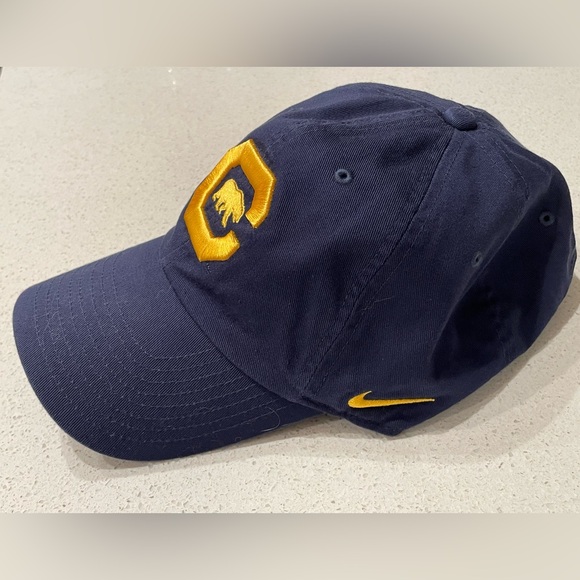Nike California Golden Bears strapback hat - Picture 2 of 3